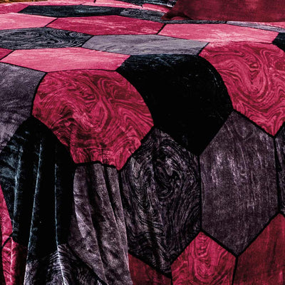 Cobertor Negro y Rojo Granada